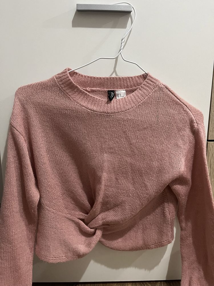 pulover roz marimea xs