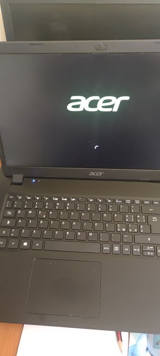 Laptop Acer 3 A315-procesor Intel I3-256 gb-8 GB ram
