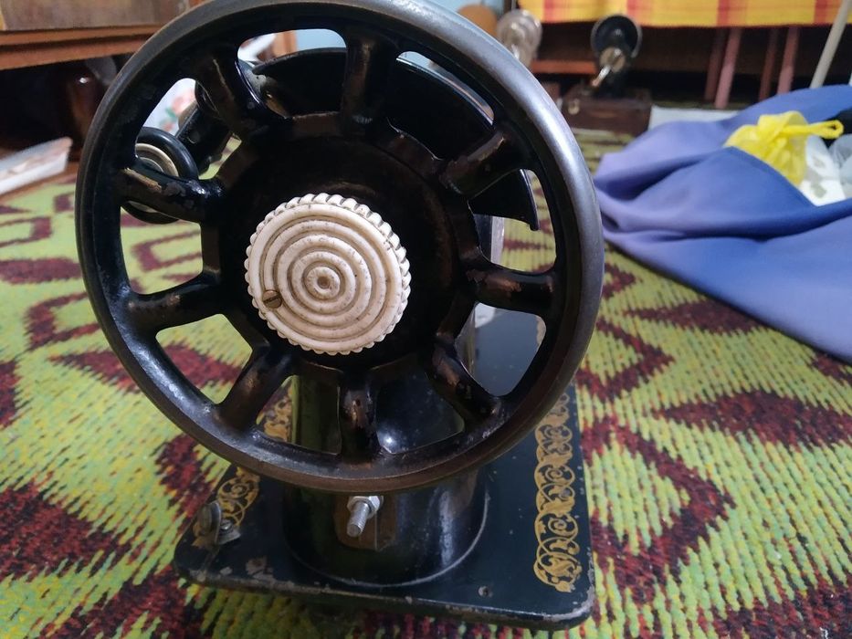 Швейная машинка, тикиш мощин