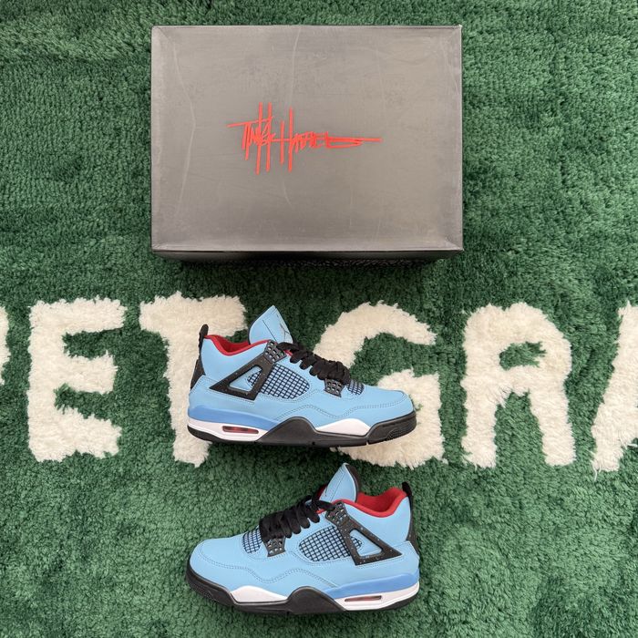 Jordan 4 Retro x Travis Scott 42