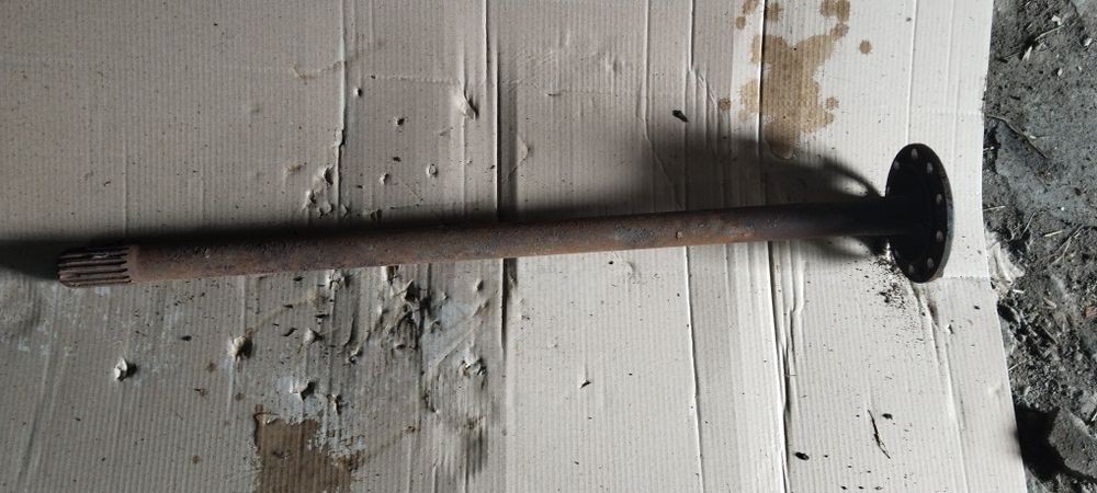 Продам полуося газ 53 в отличном состоянии