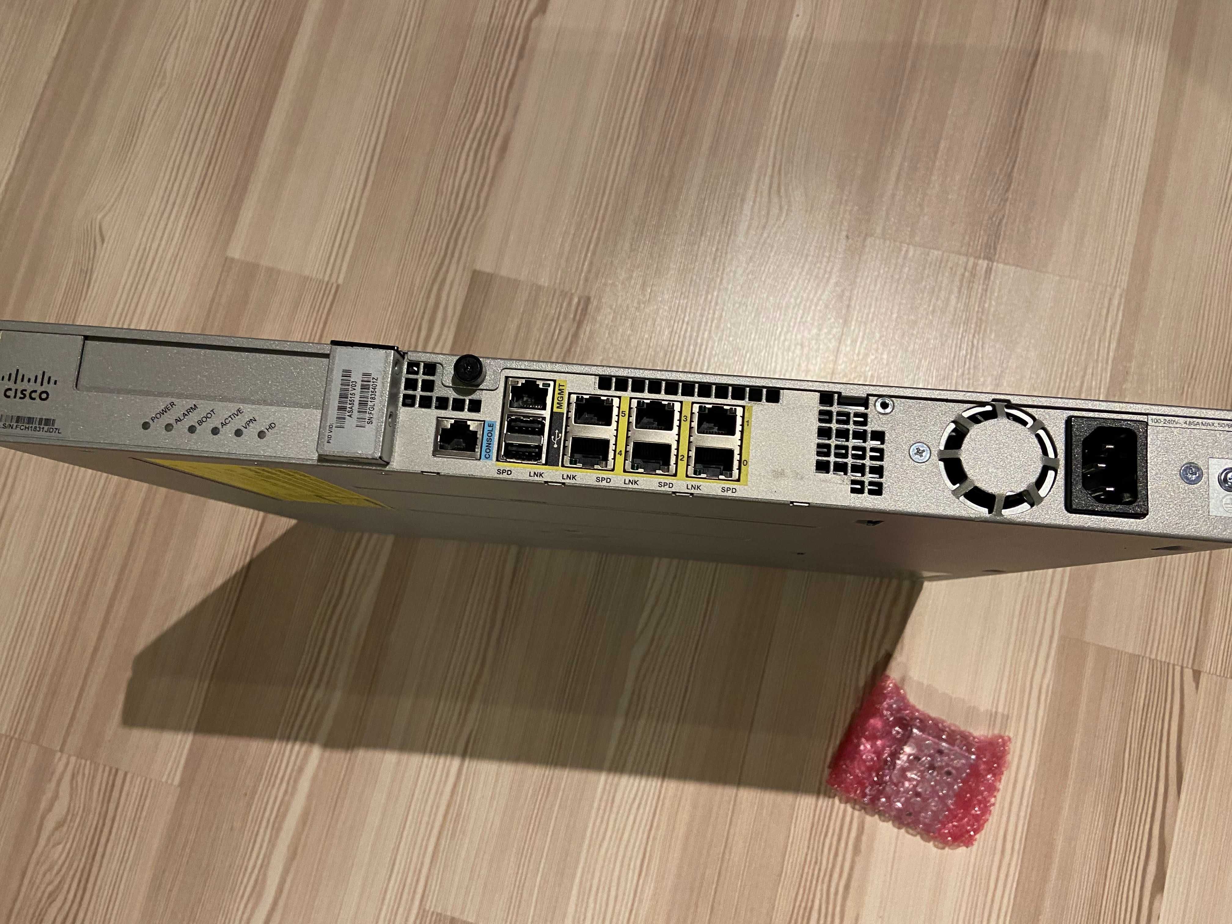 Firewall Cisco ASA 5515-X, 8GB RAM, 8GB Flash, Security plus 5515 CCNA