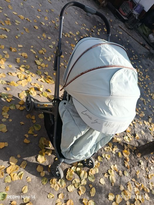 Продам коляску LUNA