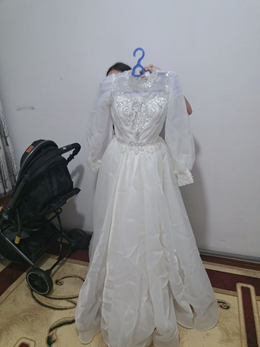 Платье свадебные