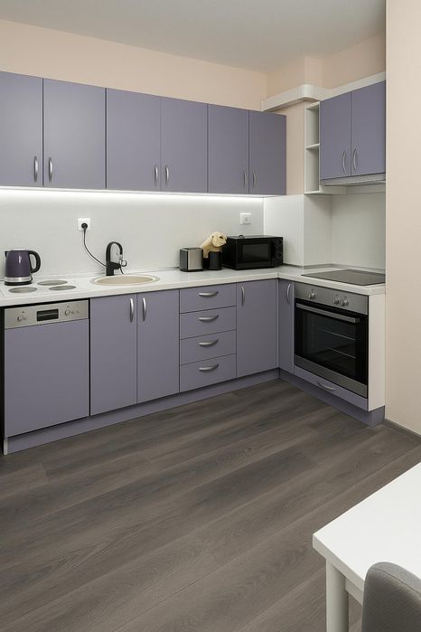 Дава се под наем Двустаен апартамент в Пловдив, Южен - 52 кв.м за 357 € - Снимка #1