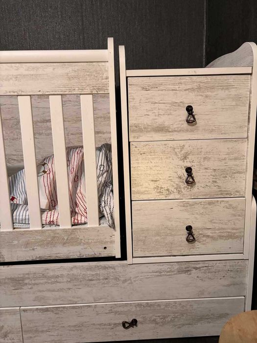 Трансформираща се кошара Лейди Антик