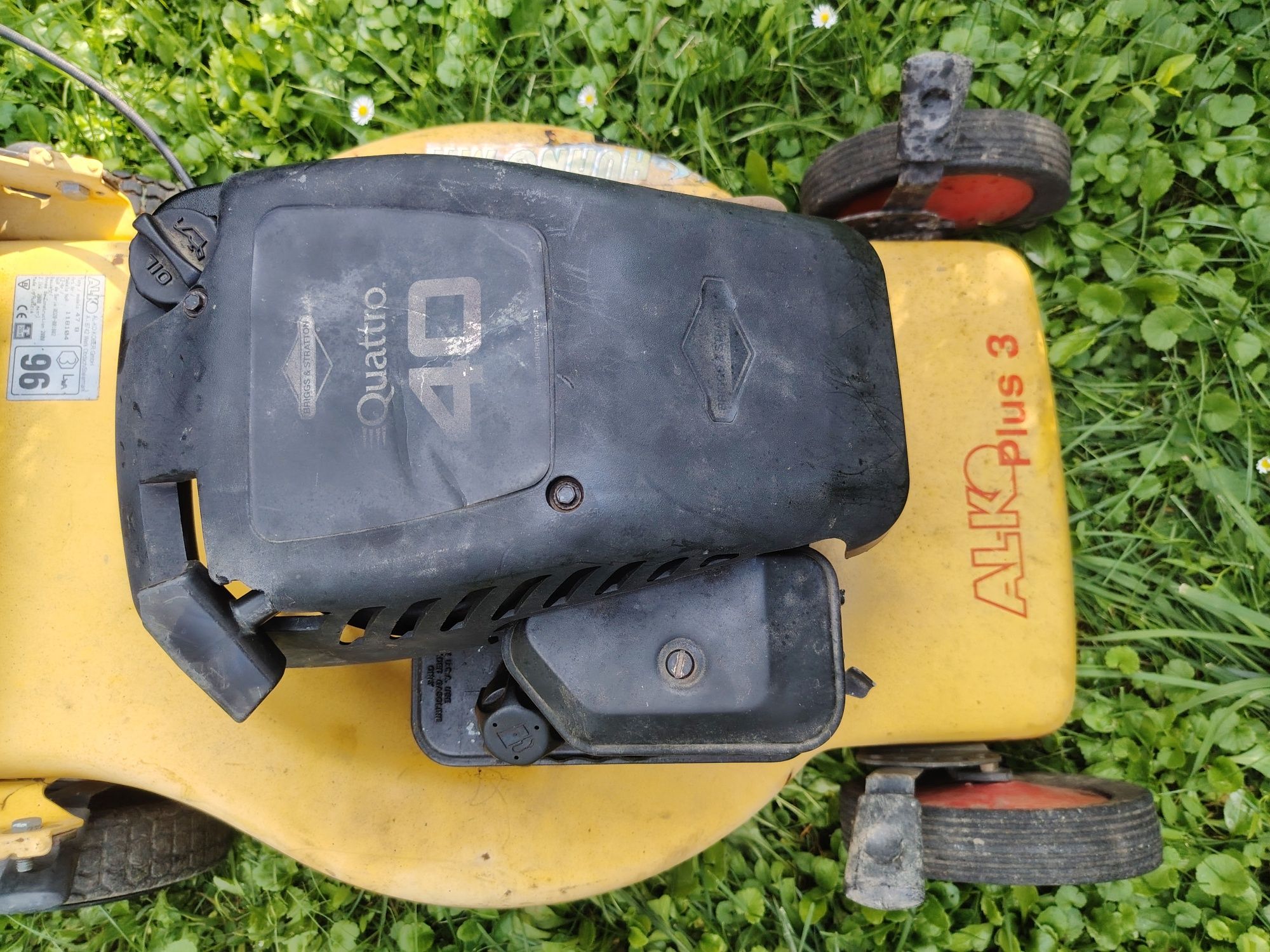 Masina de tuns iarba - gazon Briggs Stratton