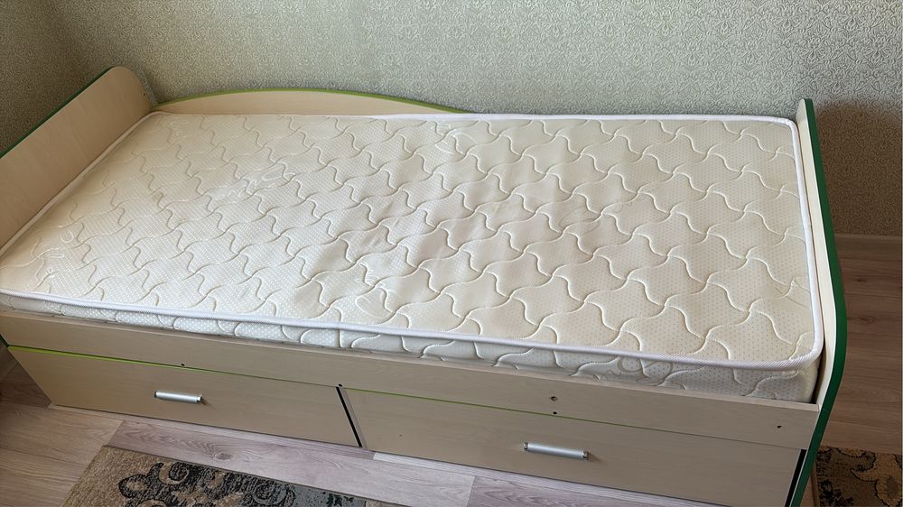 Б/у кровать детская