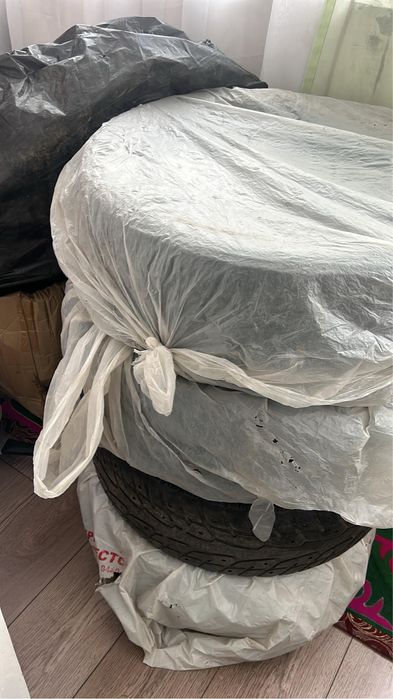 зимние шины 215/55/17 шипы