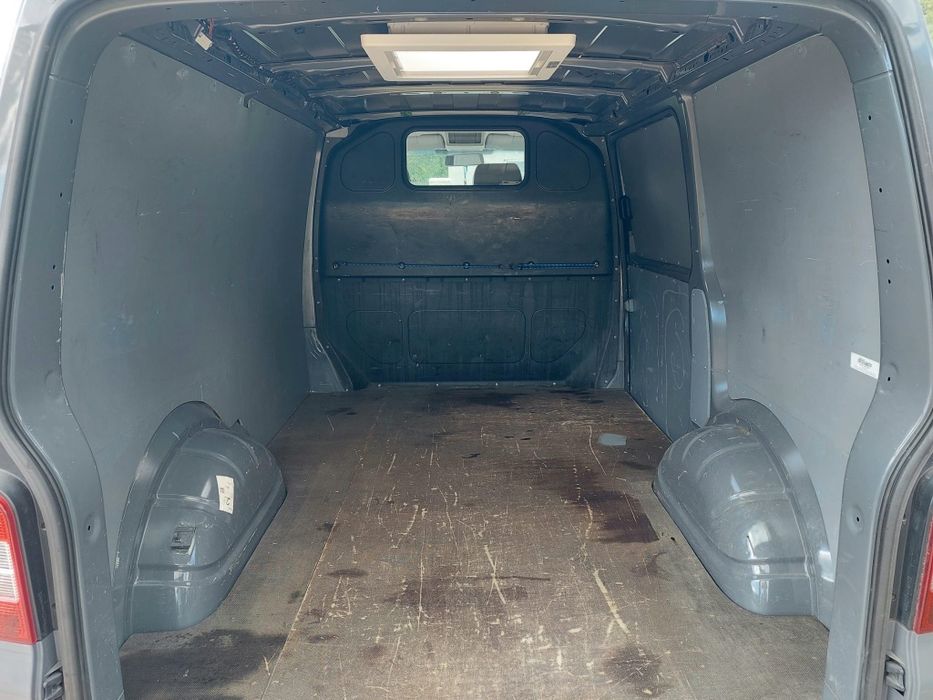 Volkswagen transport t5