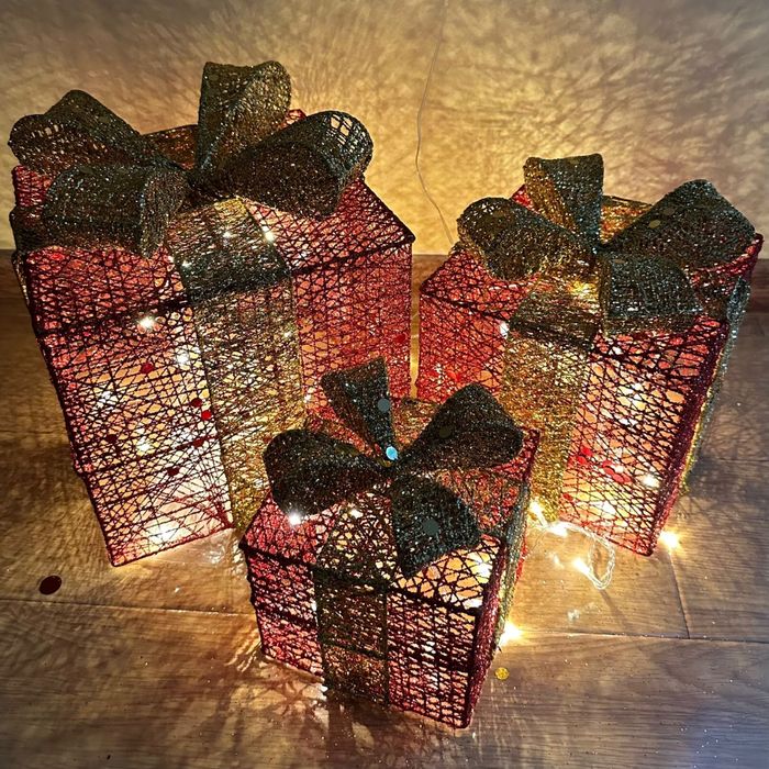 Новогодний декор ( подарок ) с подсветкой