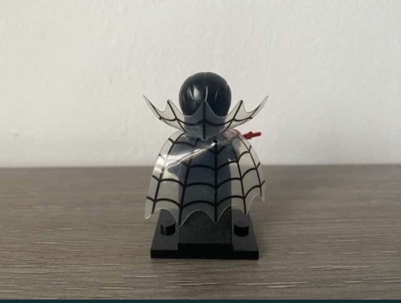 Minifigurina Lego Rara Vampire Queen