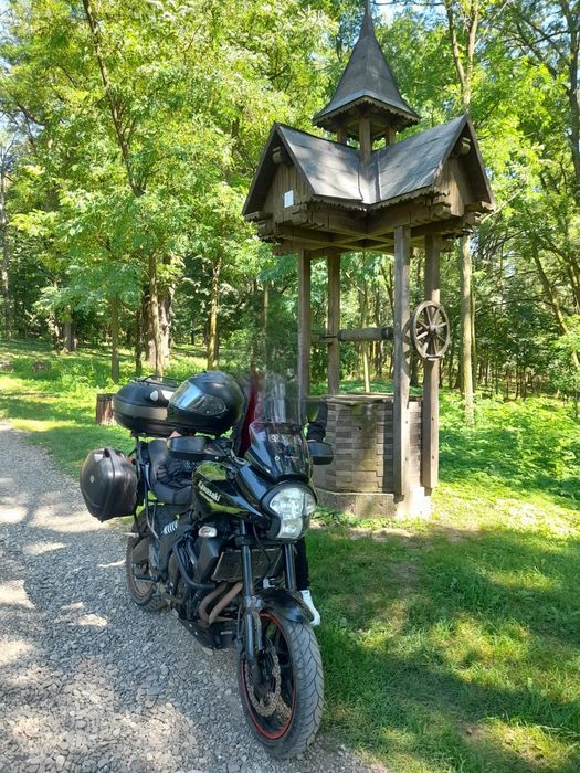 Vând kawasaki versys