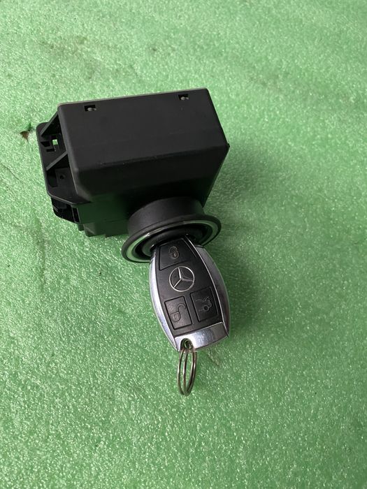 Contact cu cheie mercedes w212