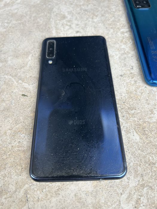 Motorola Xiaomi Samsung