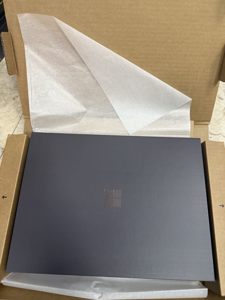 Microsoft surface laptop 7th edition x elite 16gb 1tb sigilat