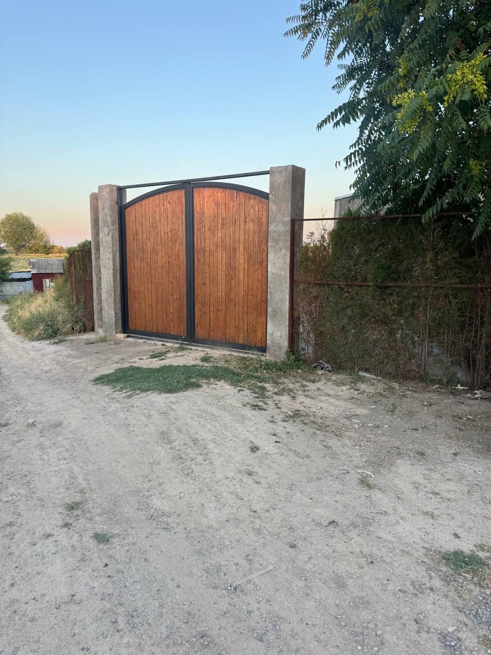 Продажа Дом дача в Мин. Воды . Кушкинди . 13 соток .
