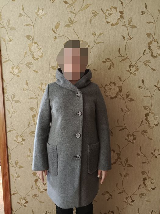 Продам пальто женское демисезонное