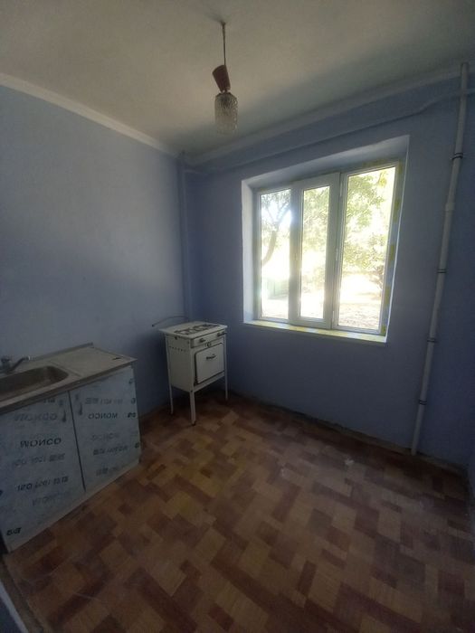 1 xona uy aktyabrda surochna sotiladi 1 etaw utada