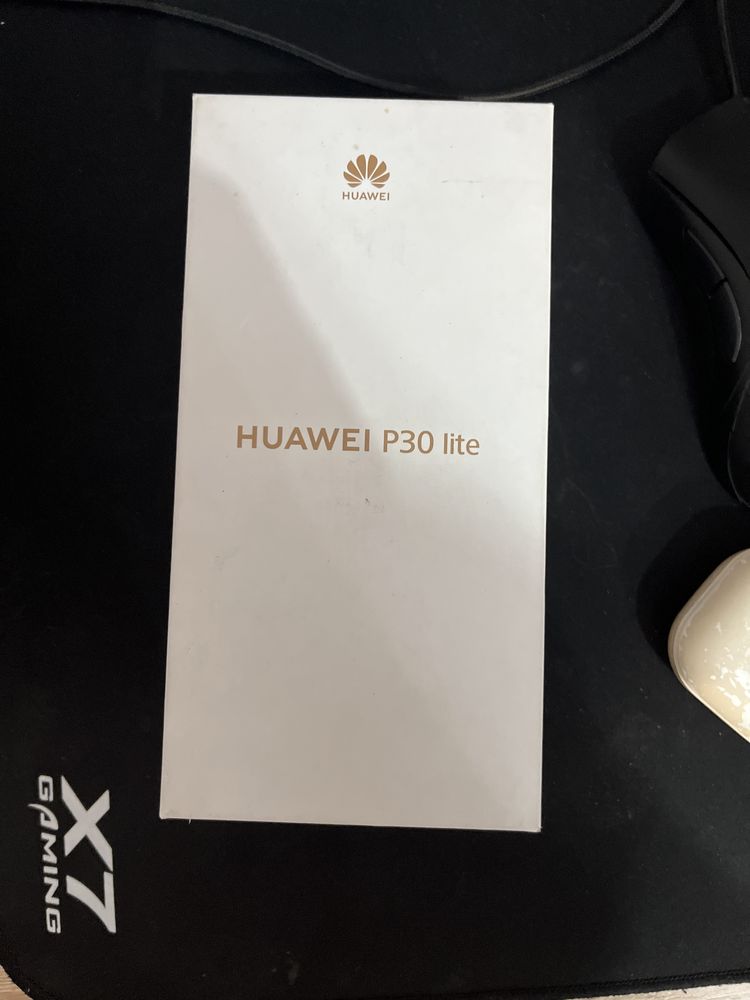 Смартфон Huawei p30 lite