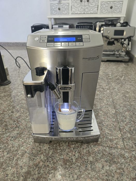 Кафемашина Delonghi primadonna s deluxe
