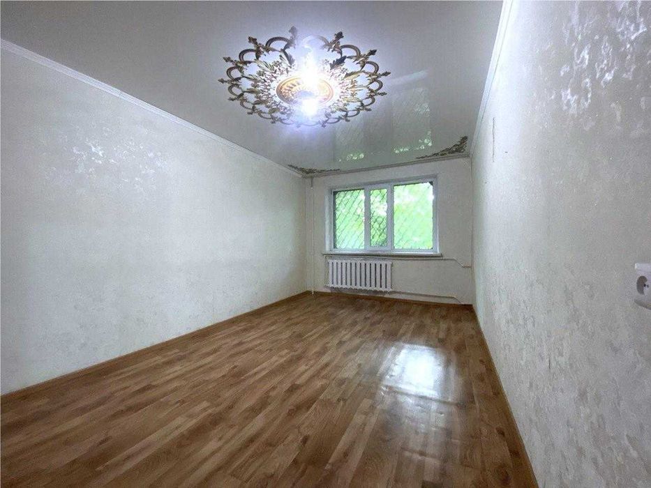 3-х ком на 7 мкр, 1 этаж/5, не угловая. ПОМОЩЬ В ИПОТЕКЕ!