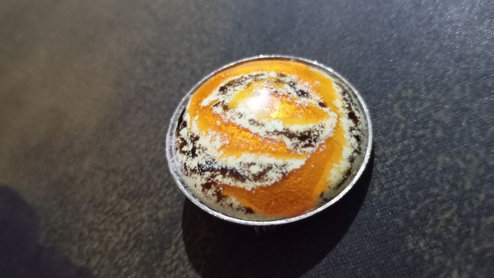 Продам винтажные украшения.