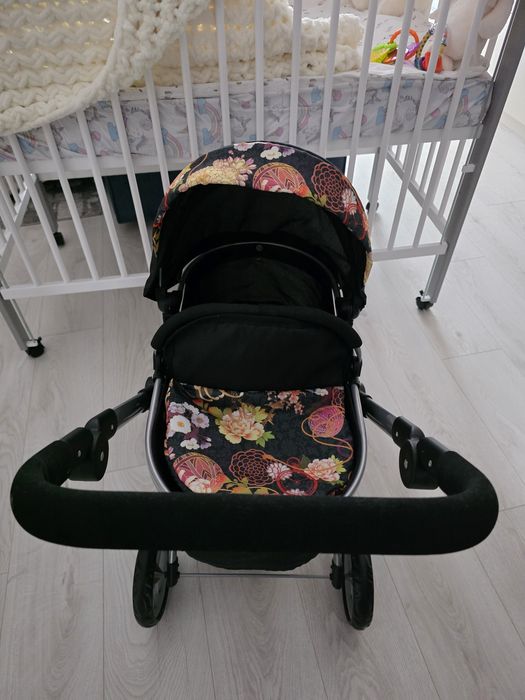 Cărucior pentru păpuși Melogo