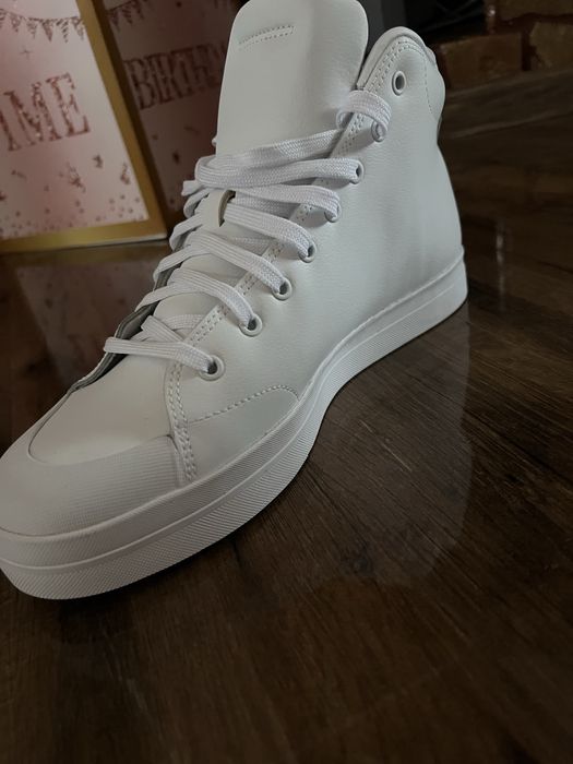 Adidasi barbatesti in stare impecabila,marimile44/44jumatate