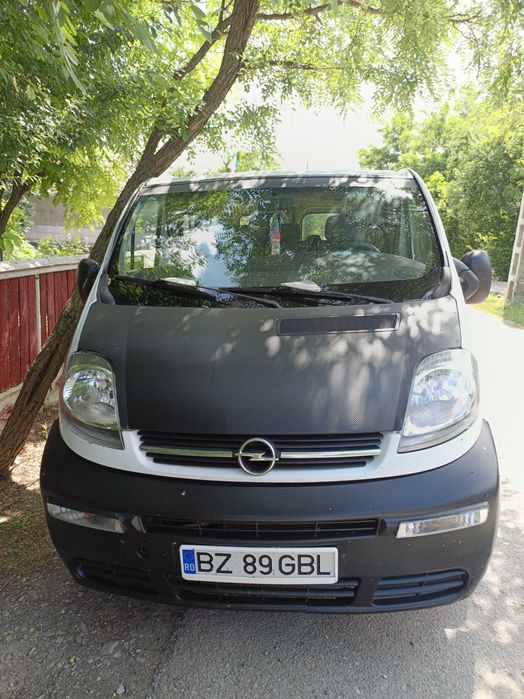 Opel Vivaro 8 plus 1