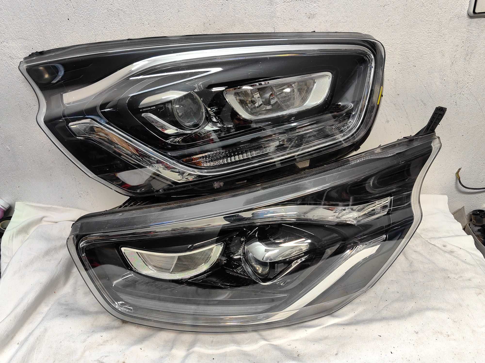 Оригинални фарове Форд Транзит  Ford Transit Custom Bixenon Led