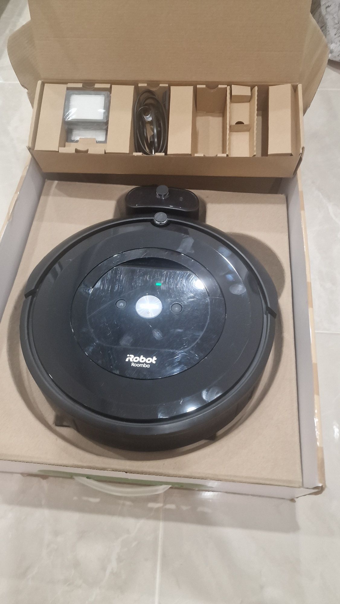 Прахосмукачка робот iRobot Roomba e6 ( e6192 )