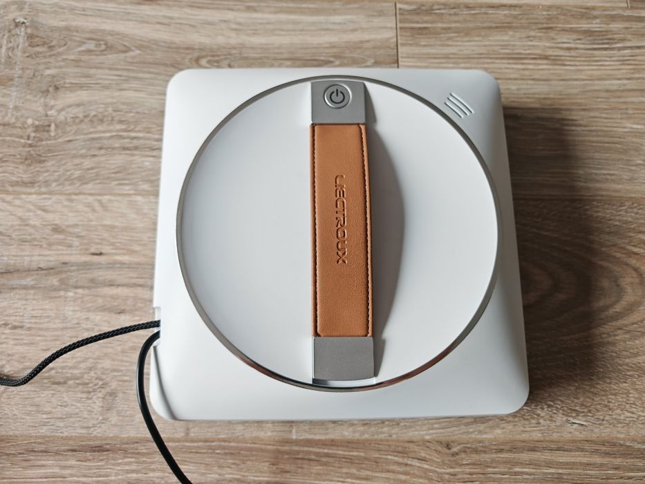 Нов Робот за прозорци Liectroux