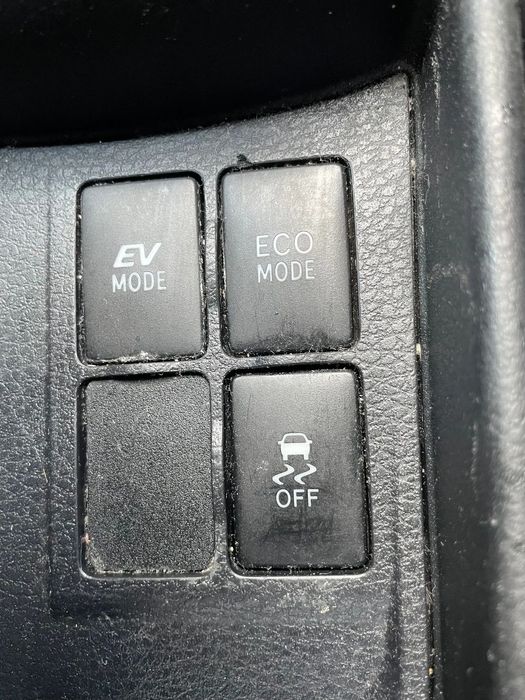 Toyota Yaris Yaris Hybrid 1.5, 40.000 km, perfecta pentru oras