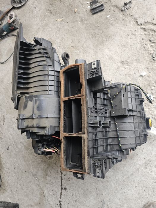 Corp aeroterma habitaclu + calorifer apa si clima Renault Megane 2