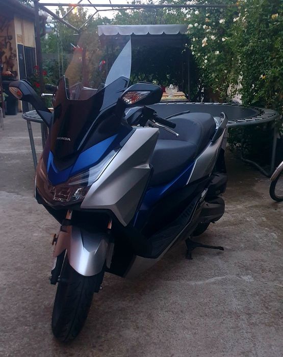 Scooter Premium Honda Fortza 125, 2017