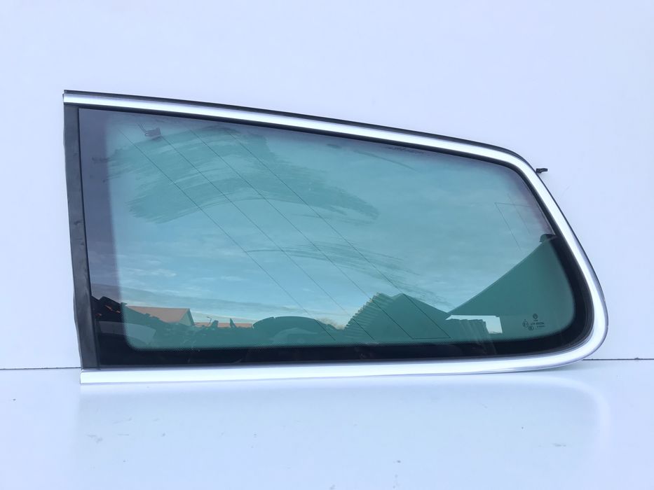 Geam spate  portbagaj st /dr vw Passat B6/B7