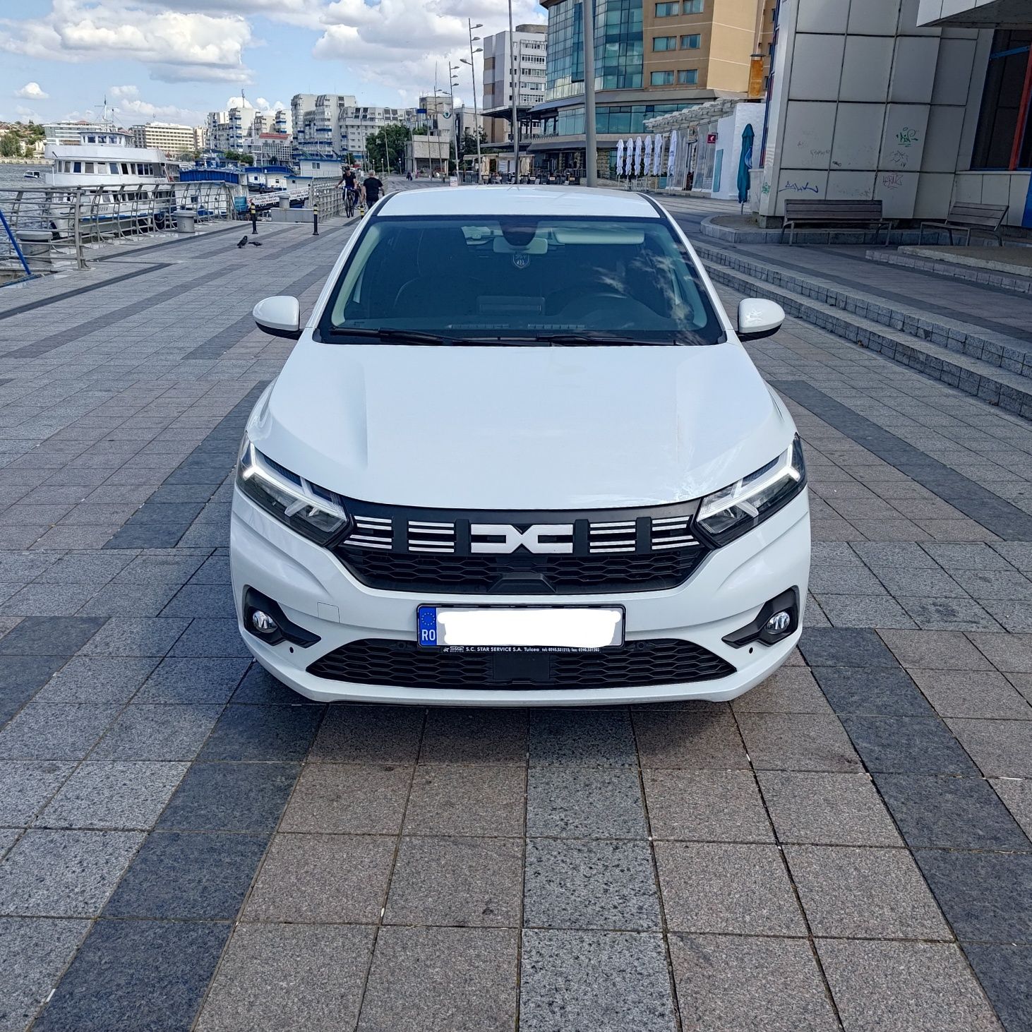 Vand dacia sandero.Unic proprietar. an:10.2023. Benzina + GPL