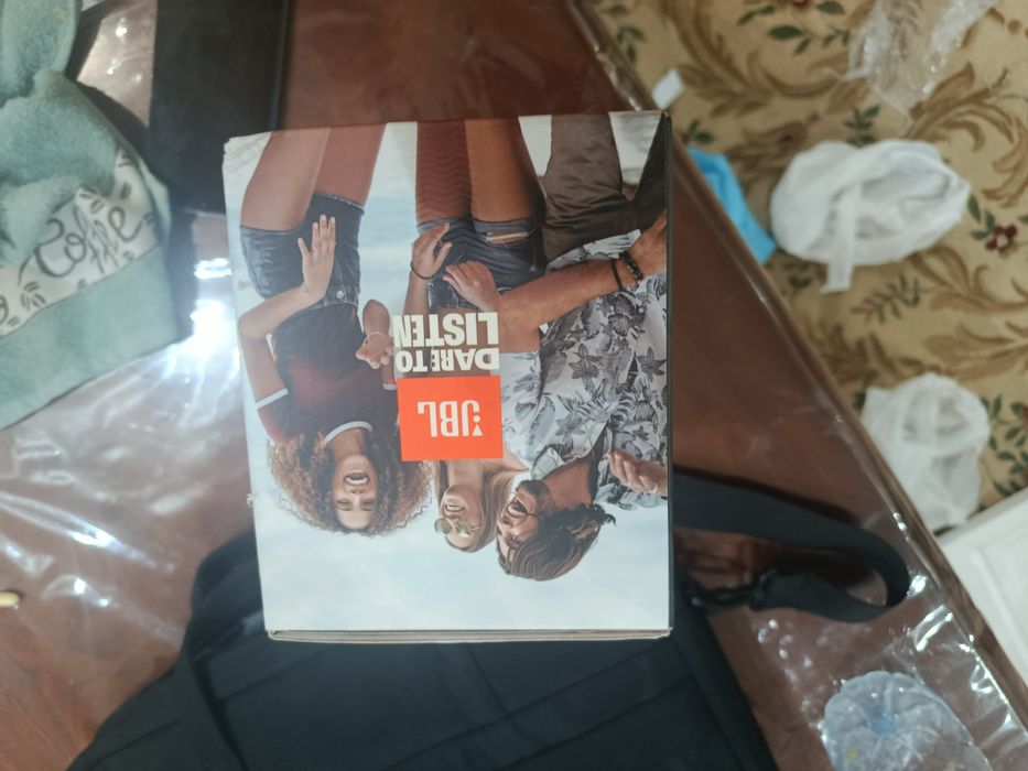 JBL charge 6 Новый Не открыт