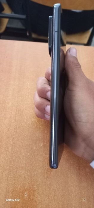 Xiaomi 11 ultra
Xotirasi 256 GB
Ram 12+7 GB
Kamera 4k 60 8k 30
120x yq