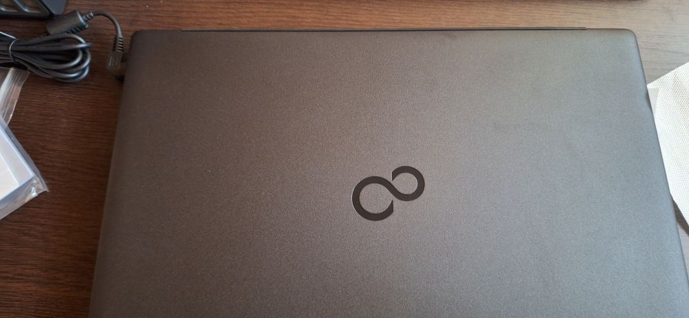 Laptop fujitsu nou