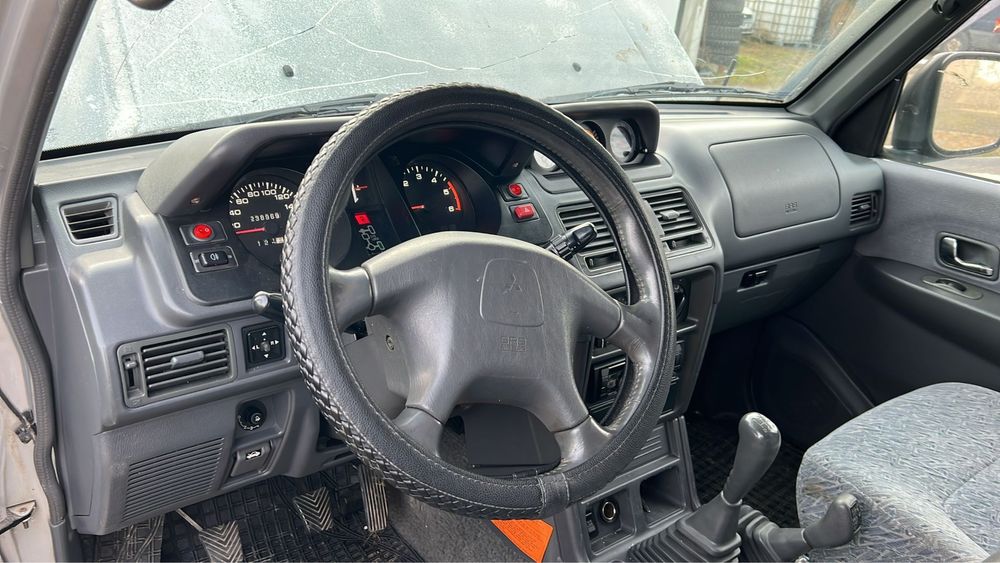 Mitsubishi pajero mk2 2.8