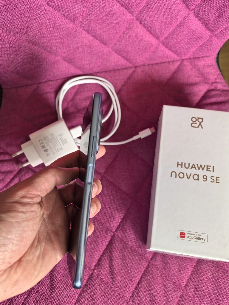 Неразличим от нов Huawei Nova 9 SE