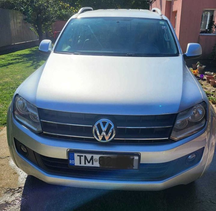 Vând Volkswagen Amarok