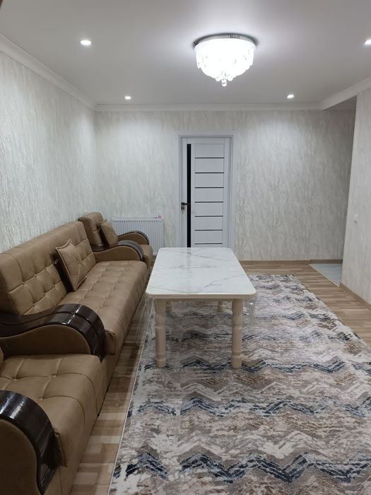 Срочно сдается 3 комнатная квартира Бульвар