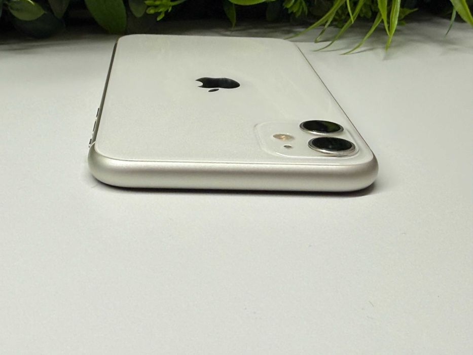 ! Като НоВ ! iPhone 11 64GB White Гаранция