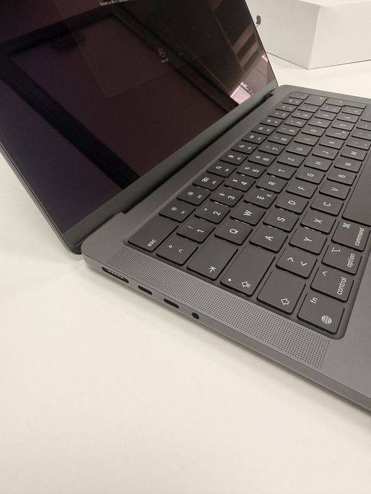 Macbook M4 Pro 14” / 24 GB RAM / 512 GB SSD