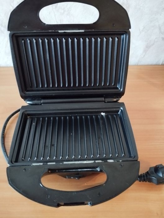 Бутербродница ,Philips