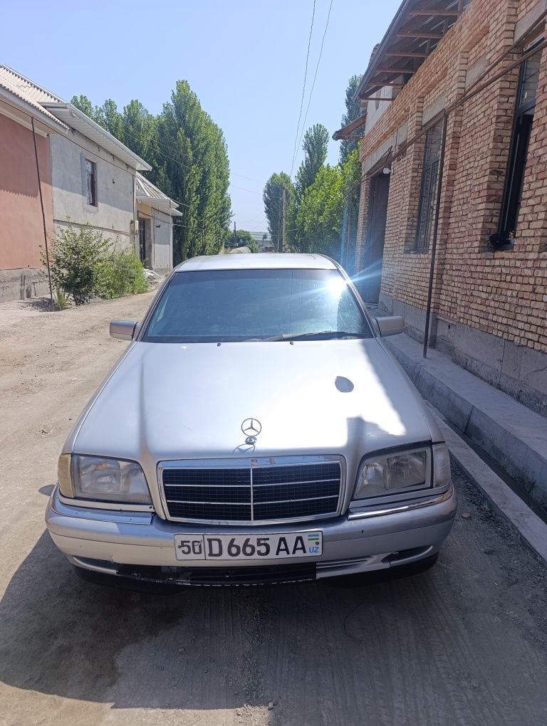 Mercedes Benz w202