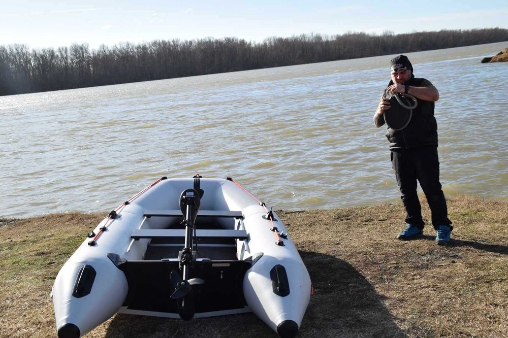 Barca gonflabila Kolibri 300 Profi KM-300D + motor Mercury 8cp 2T